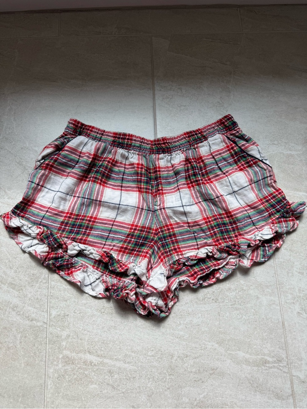 aerie Red, White & Green Plaid Ruffle-Hem Pajama Shorts